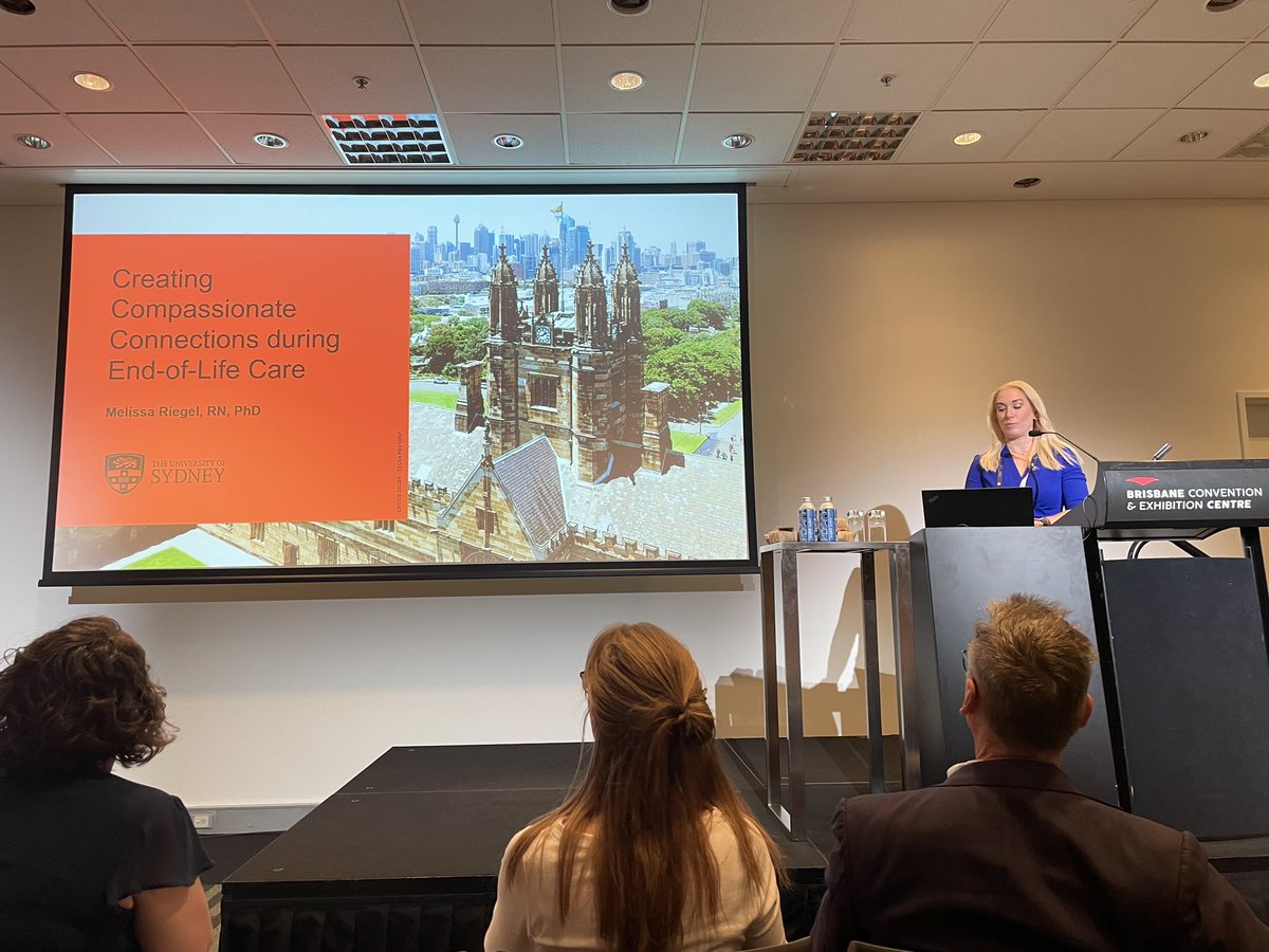 @melissa_riegel invited speaker @ANZICSACCCN_ASM presenting on creating compassionate connections during end-of-life care in ICU. Well done Mel.