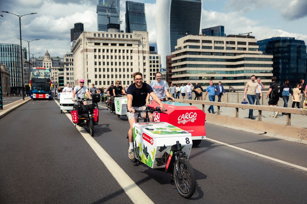 Did you know London's inner city last mile speed is just 7mph?! One of the easiest ways to reduce congestion is to have more cargo bikes on the streets - saving time and space for the deliveries that NEED to be delivered in larger vehicles!