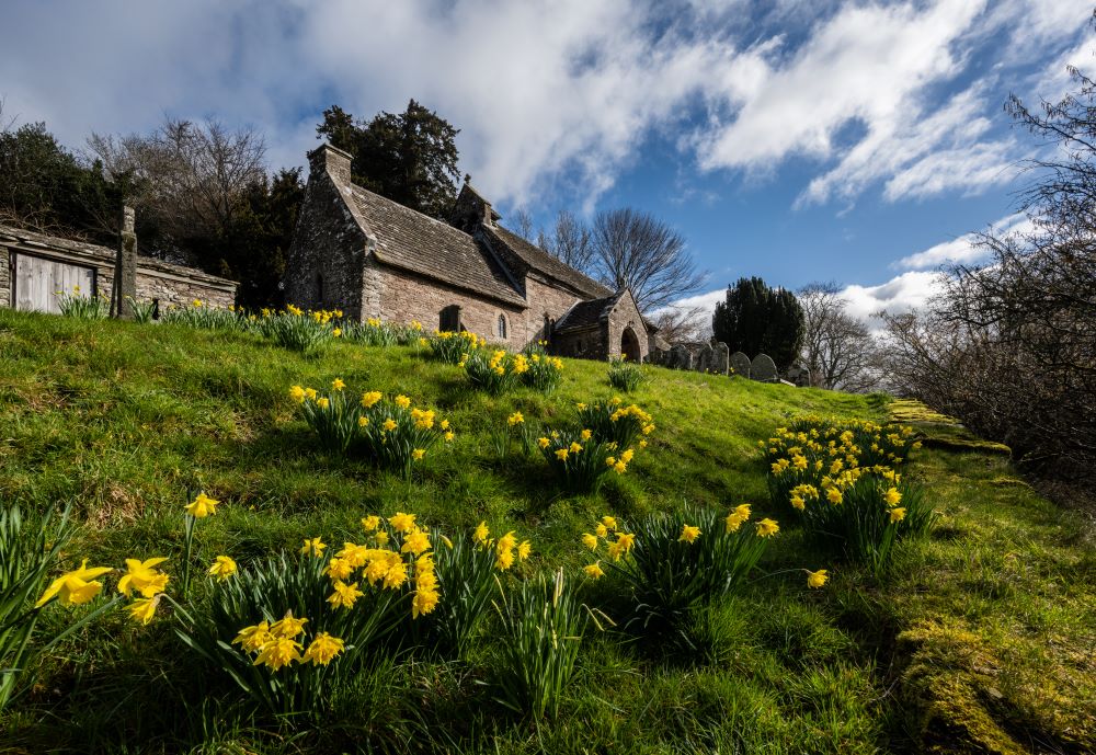 With more than 360 scheduled monuments in the park, and nearly 17,000 historic sites there is plenty of history to uncover 🏰 breconbeacons.org/things-to-do/a… 📷 Nigel Forster