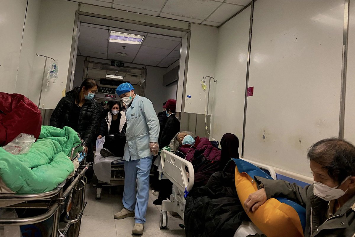 🚨 #BREAKING 🇨🇳 China's COVID-19 Deaths Continously Surging with JN.1 Sub-Lineages JN.1.4, and JN.1.1. During the period, 588 new severe cases and 26 deaths were reported across the mainland, with 01 death attributed to respiratory failure caused by COVID-19 infection.
