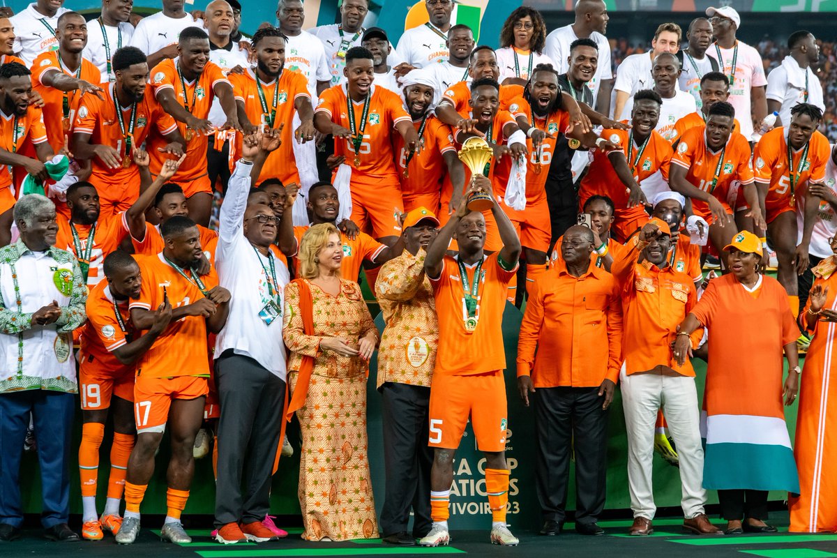 Joyeux anniversaire (2 mois) à tous les nouveaux champions d’Afrique 🥳🥳🇨🇮🇨🇮🐘

#PulseSports