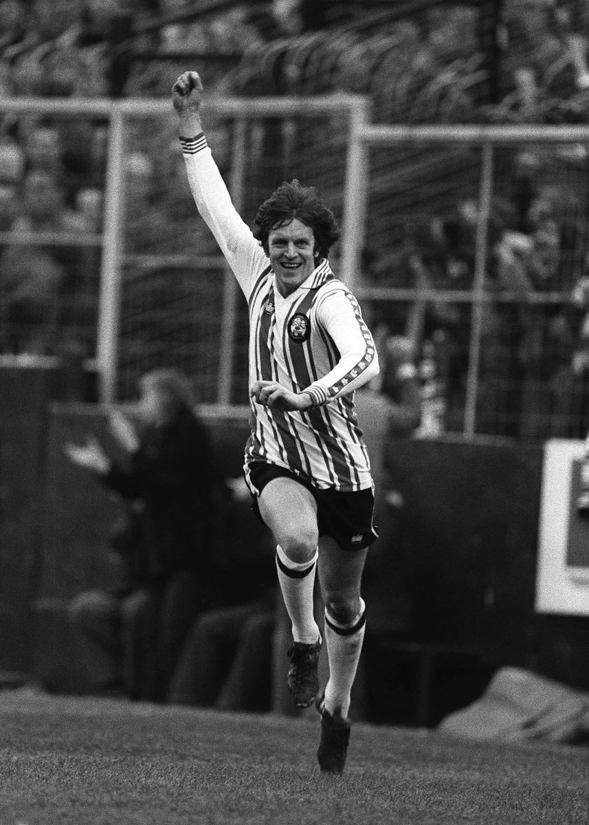 #OnThisDay in 1966, seventeen-year-old Mick Channon made his league debut for @SouthamptonFC at the Dell. Channon scored that day, and he would go on to score 228 goals for #SaintsFC in all competitions. He is still the club’s all-time leading goalscorer.