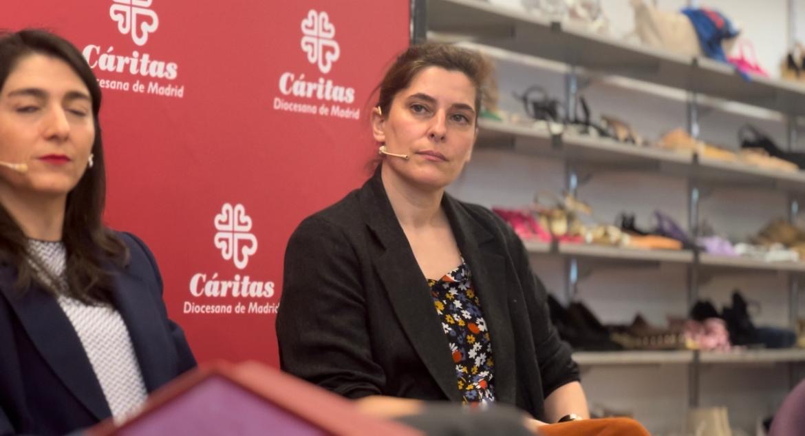 CaritasMadrid's tweet photo. Cáritas Madrid impulsa 4 empresas de #insercion cuyos beneficios se reinvierten, como dice Leire, la responsable de empresas de inserción #Modare, en creación de #empleo: 111 en un año con un porcentaje de inserción luego en el mercado normalizado del 63 % #ModoEmpleoDigno https://t.co/3w3RdbWDxw