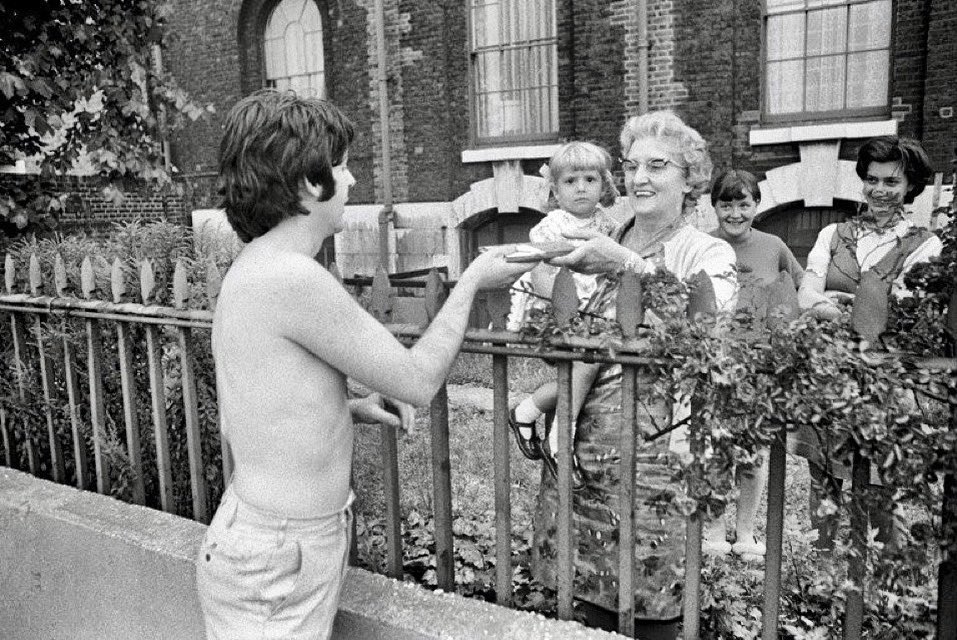 London, July 1968 #TheBeatles #maddayout #sixties #1960s #sixtiesstyle #beatleslondon