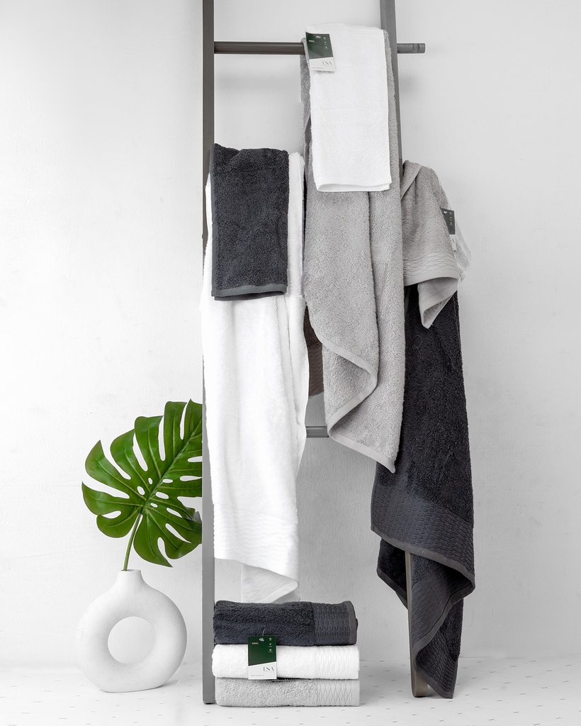 LsaHomeco's tweet image. Enhance the sense of togetherness with your partner by shopping complimenting sets of sheets from our stores.

We&apos;re only a DM away!

#lsa #lsahome #towel #towels #sheets #facetowel