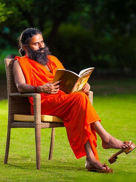 Do you support Baba Ramdev the founder of Patanjali for manufacturing great products ? A) Yes B) No Please RT, Like and comment to show your support. Every Hindu should support Baba Ramdev who is being harassed by #SupremeCourtOfIndia