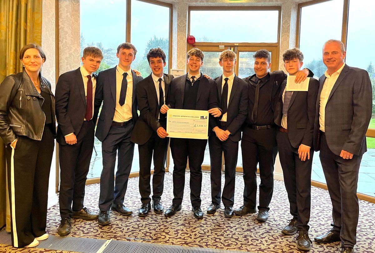 Dragon's Apprentice is a scheme where teams are given £100, and challenged to turn it into £1000 or more. Thank you to the team at @SirJohnLawes School for raising a staggering £2338.57 through bake sales, car washes, a basketball tournament and a big charity quiz evening!
