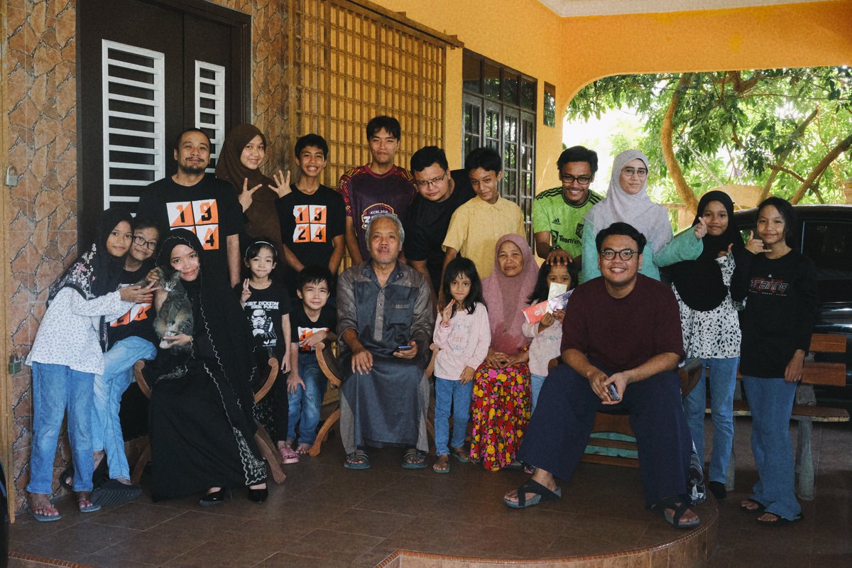 muhsin1902's tweet photo. Tak cukup ahli pulak kali ni. https://t.co/xl6AXqLU0A