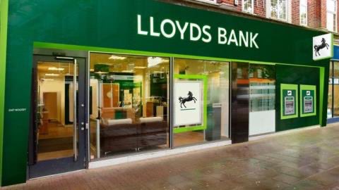 🇮🇴UK high street bank Lloyds Bank is reducing the size of its risk management department because it is seen as a “blocker” to the bank’s “strategic transformation”.

<a href="/DelosNews/">Delos Financial News</a>