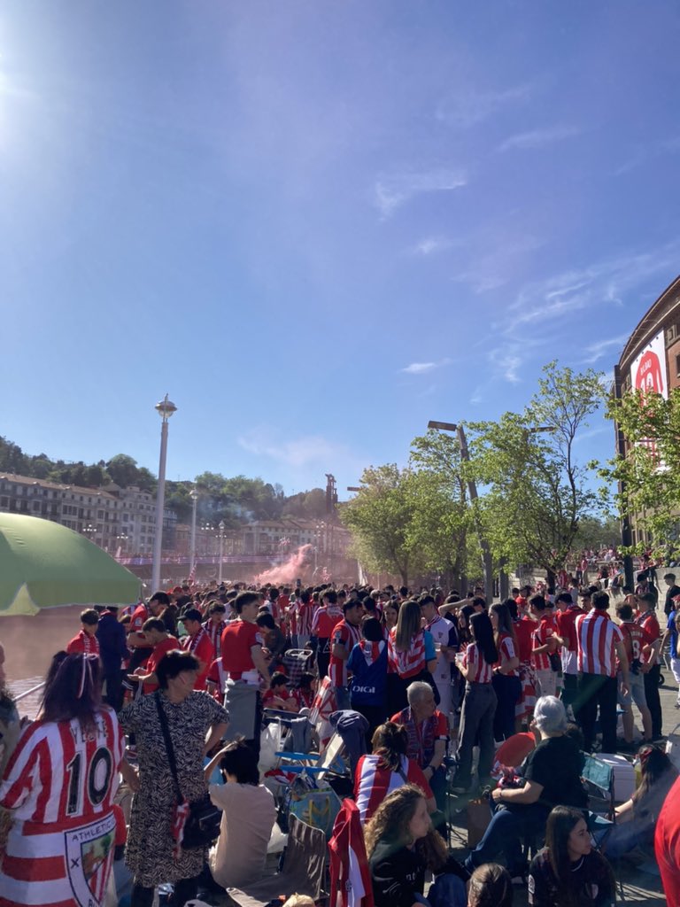 endiikaa27's tweet photo. ya me jodería no ser del athletic https://t.co/DCQsN4Lxo8