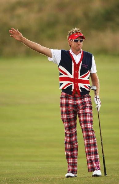 ZzitoAdrian's tweet photo. @MovistarGolf @CallawayGolfEU #AquiGritamosGolf yo creo que combinaría muy bien con alguno de los maravillosos outfits de Ian Poulter https://t.co/xTM4BWcFKW