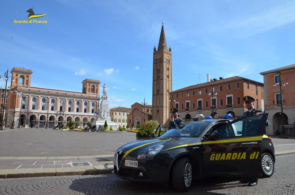 #GDF #Forlì scoperto utilizzo di crediti d’imposta non spettanti per oltre 152 mila euro. Denunciato un soggetto alla locale Autorità Giudiziaria.
#NoiconVoi
#nellaTradizioneilFuturo