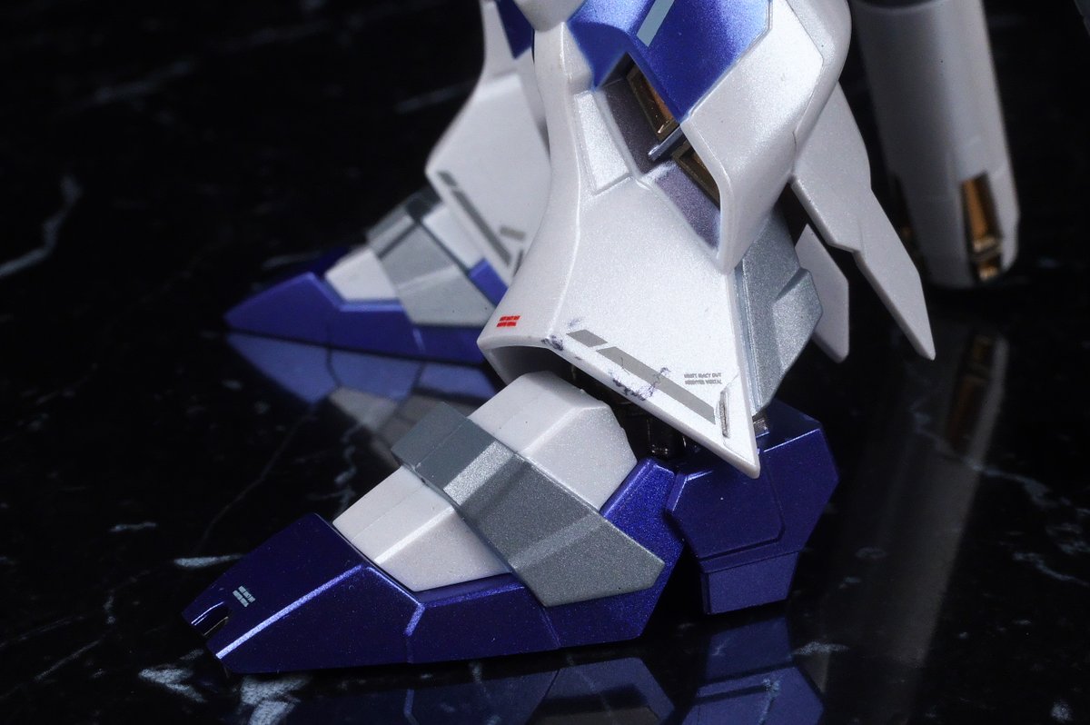 ケンプファーに続いて塗装不良があったMETAL ROBOT魂 Hi-νガンダム