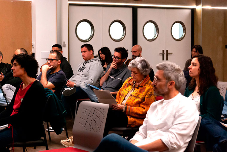 mundoobrero's tweet photo. ▶️ Los retos del decrecimiento y el papel de la clase obrera

🗨 “Jornada estatal sobre decrecimiento y clase” impulsadas desde @elPCPV y @anticapi  junto a @ccoopv @IntersindicalV @CNT_Valencia @LABsindikatua @ecologistas

https://t.co/xDnVYiGgAB https://t.co/3K3MlrPZKQ