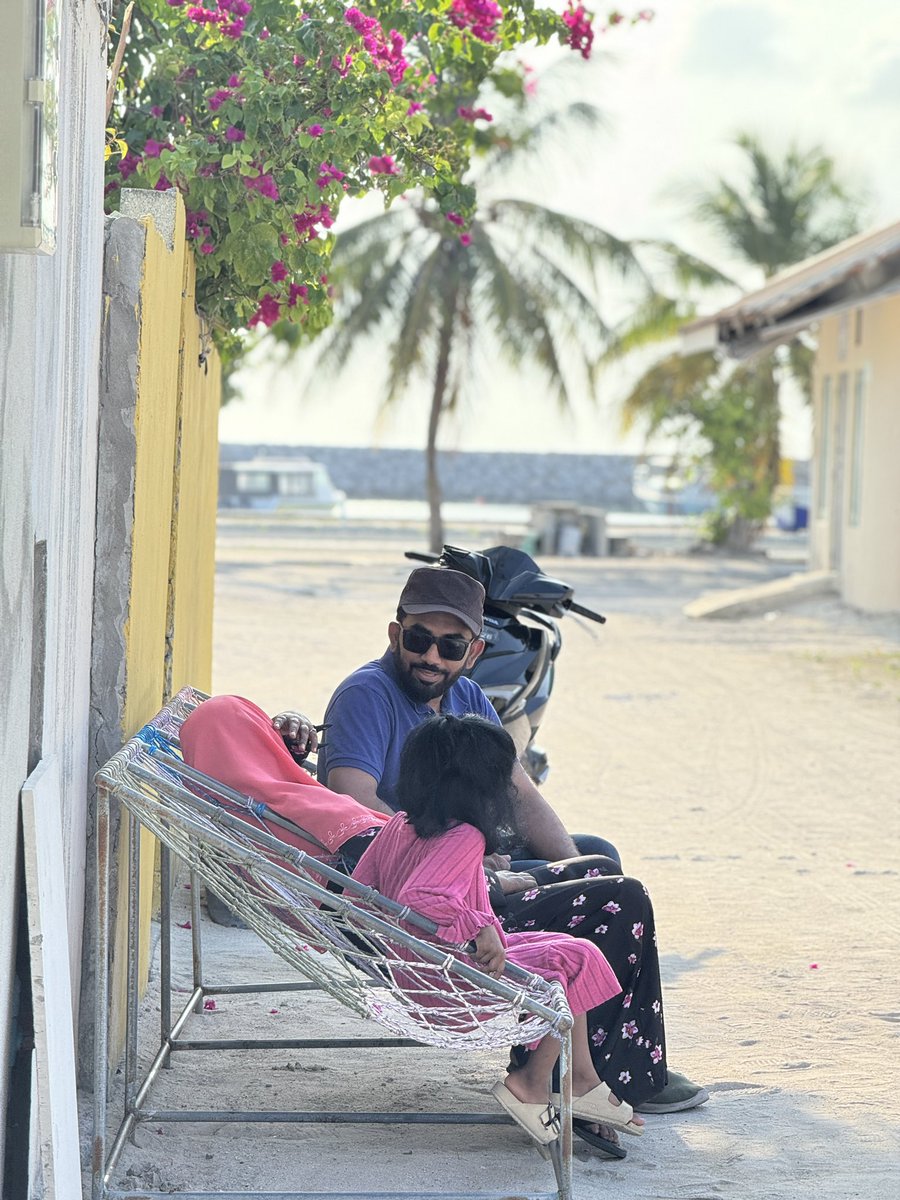 jpcampaign2023's tweet photo. އުނގޫފާރު ދާއިރާ ރައްޔިތުން އެދޭ ހެޔޮބަދަލު، ނަޔާ ދައުރެއް ގެނެސްދޭނީ އަޅުގަނޑު ކެނޑިޑޭޓް ނަންބަރު 1️⃣✅ https://t.co/ikJafjFdkA