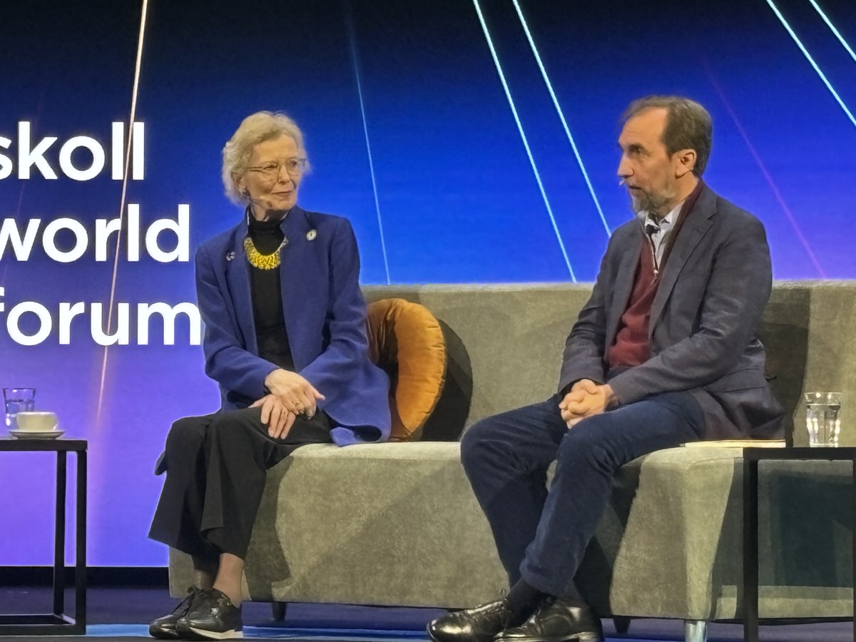 lauriegoering's tweet photo. When it comes to solving big problems, "what is lacking today in our world is leadership.... We don’t have fair, honest, consistent leadership. We have double standards all around the world, not just in the Global North" - Mary Robinson of @TheElders at #SkollWF https://t.co/mi9zyIPxrT