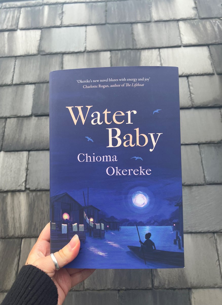 Wishing a very happy publication day to @Chiomatic and the glorious #WaterBaby! 🌊🛶✨ 💙 'She's the Pearl of Makoko and the world is her oyster.' 📚Published today by @QuercusBooks