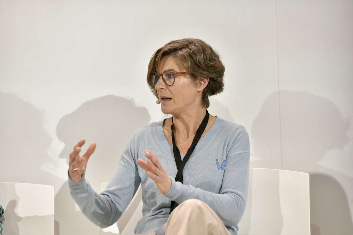 hospitaldelmar's tweet photo. La Marta Hurtado, cap d’Atenció a la Ciutadania i Experiència del Pacient de l'@hospitaldelmar, va presentar al IV Congrés de Competències Digitals el projecte 'Digitalitzant pacients amb Ventilació Mecànica a Domicili i pacients amb #ELA'

#TalentMAR #CCDigital24 https://t.co/yznT6bFiXi