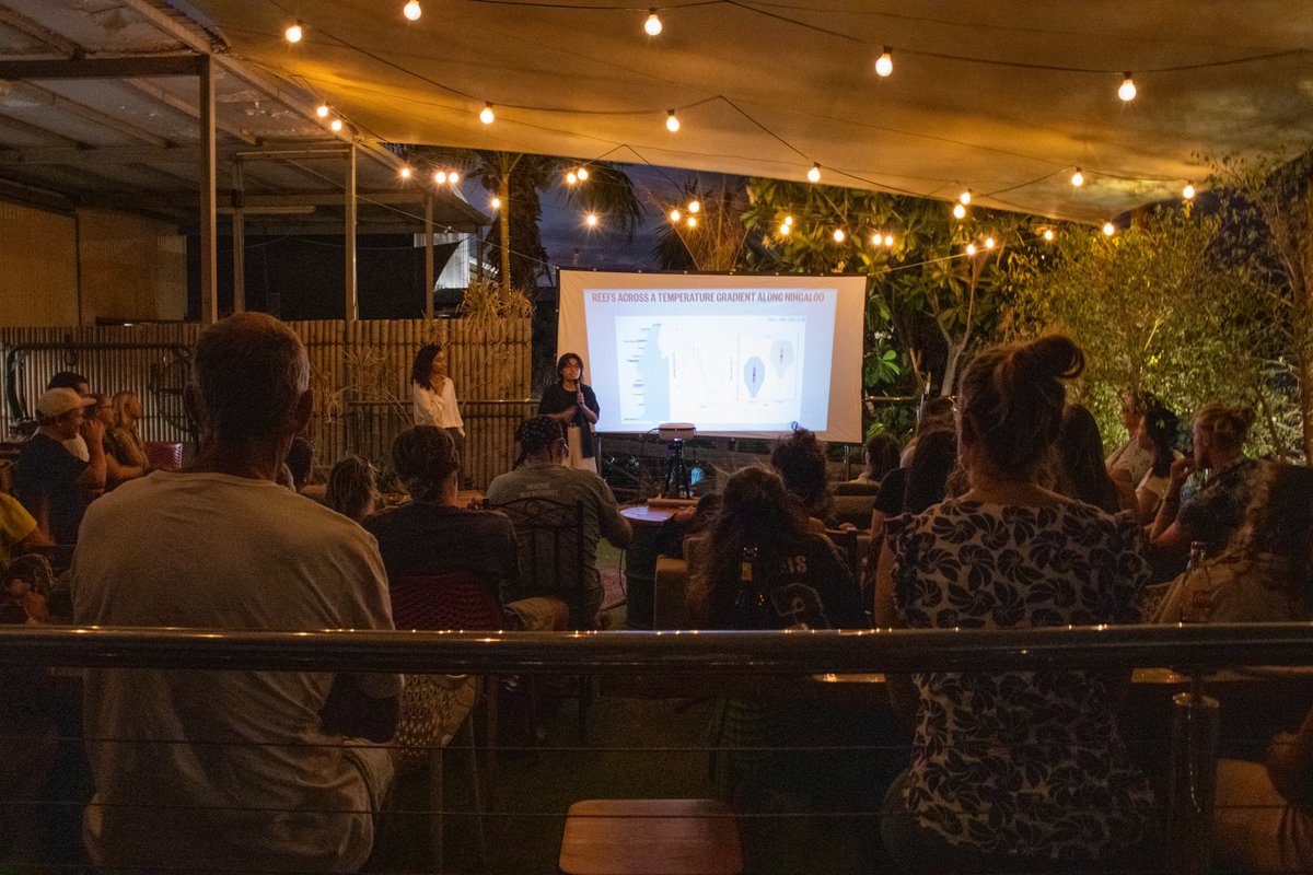 Thanks to our wonderful speakers @laurenhowekerr @motherofcoral @Teresa_Nobre @Amy and @josh_bonesso from @minderoo @uwaoceans and @jcu for presenting at our #meetthescientists community event last night 🧬🌊✨
