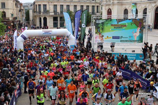 🏃🏻‍♂️🏃🏽‍♂️🏃🏼‍♂️  Le 18e Marathon de Poitiers Futuroscope, événement sportif annuel, se tiendra ce dimanche 14 avril 2024 @MarathonPoitFut 
Plus d'infos 👉 france3-regions.francetvinfo.fr/nouvelle-aquit…