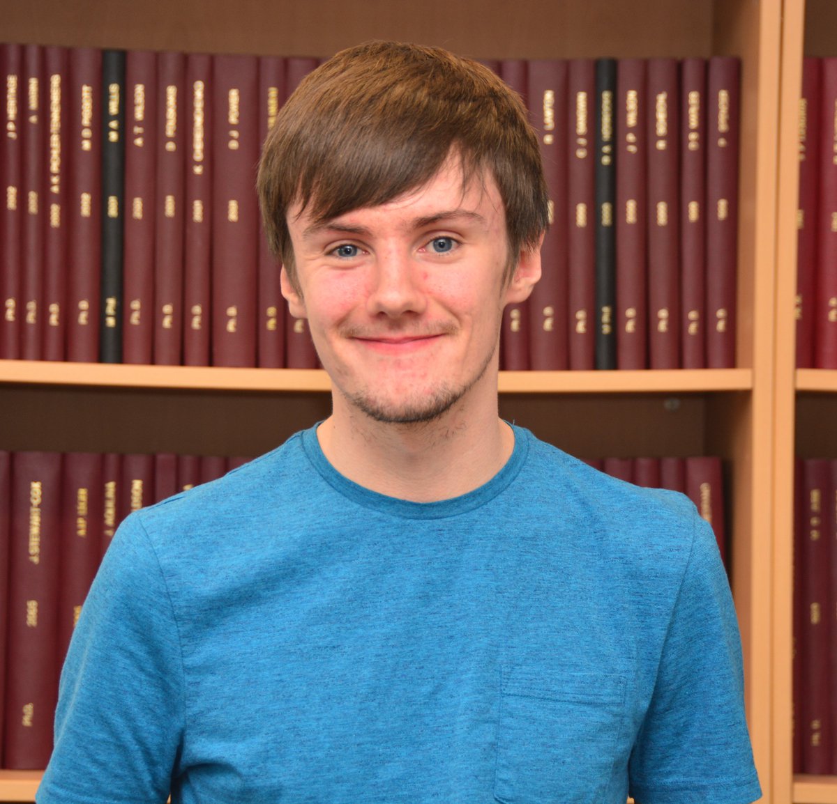 Congratulations to Jason Wood who passed his PhD viva yesterday! Jason's thesis described the effects of interventions on parasite evolution. During his time in SAMBa, Jason also spent a year seconded to @UKHSA, working on understanding the spread of disease. @MathsatBath