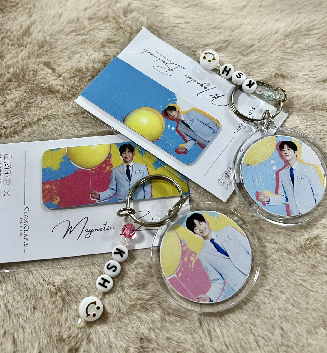 dAnniE56826's tweet photo. Giveaway during #2024KIMSEONHOASIATOURinMANILA 

🩵 1:1 (Limited only)
🩷 open for team loob, labas, team moa, and anyone I’ll meet 😊
💛 location TBA
✨ Open for trade

I might also bring some pili 🩵

PS: mahiyain po akong tunay 🫣😂 say hi if you happen to see me. see youuuu! https://t.co/UQM4ycRqYs
