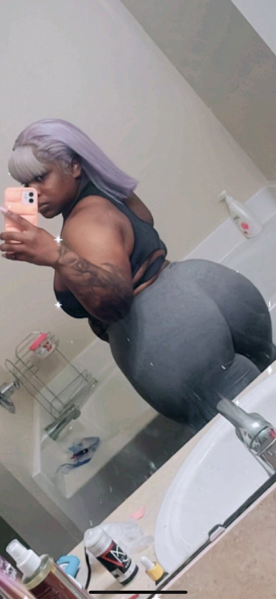 kulturemom's tweet image. She Said she Hit my nigga I said which one ? #SINGLEEEEE❤️‍🩹🥰😘😘😘😘😘