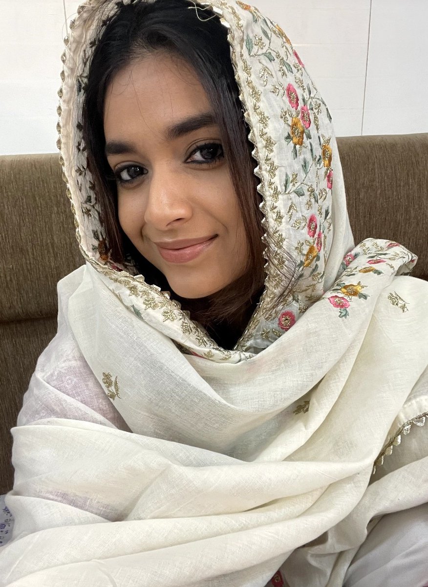Keerthy Updates tweet media
