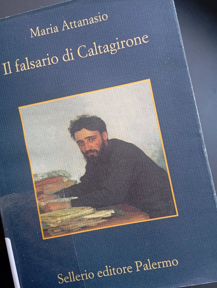 E attribuiva la colpa alla modernità: al lassismo dei costumi; all'istruzione obbligatoria che toglieva i bambini dal lavoro; e al male dei mali: i giornali, che scaliavano la mente dei giovani con desideri troppo grandi #Attanasio @sellerioeditore @libriperduti1 @LuciaLibri