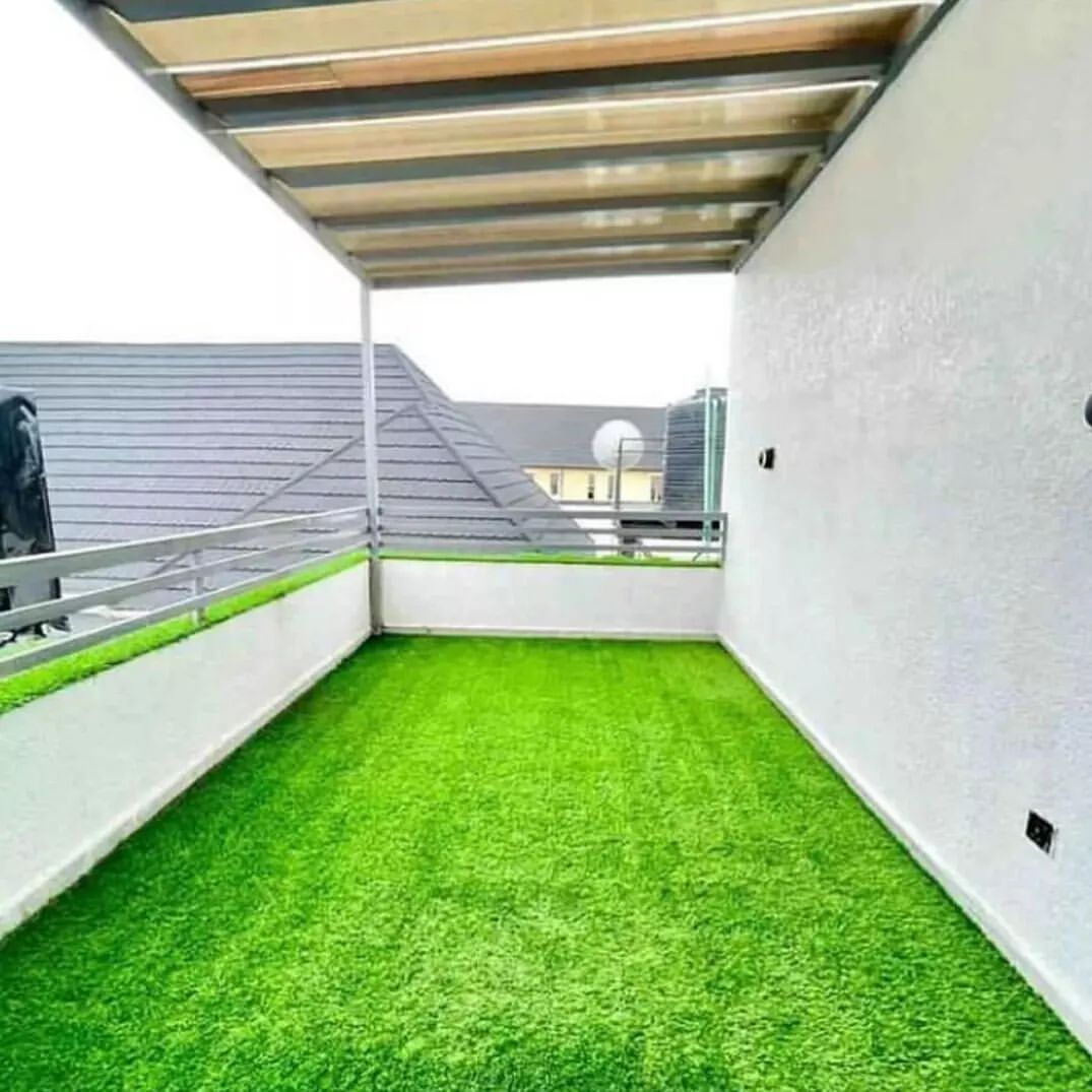 It's this green and beautiful all year round. What more could you ask for? ☎️0759 217619 

#artificial  #artificialgrass #astroturf #grass #syntheticgrass #syntheticturf #garden #landscape