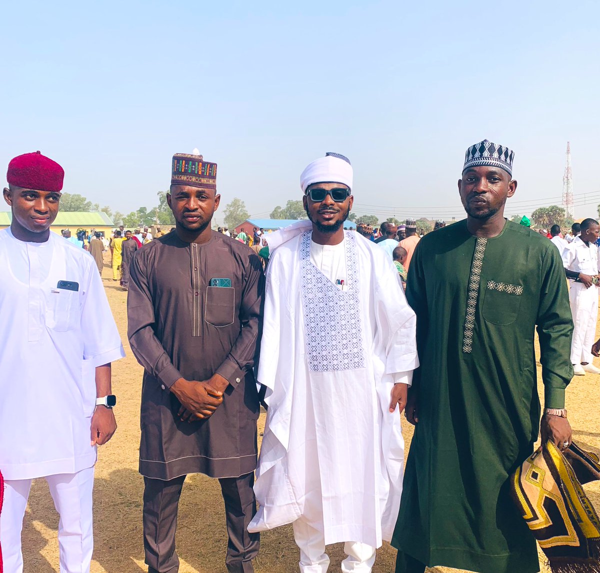 Together with some newly recruited OBI-dients. I’m very sure you’re noticing new accounts from the north on this app, our mission of bringing millions of people is actually yielding a positive result. May Nigeria succeed, Ameen