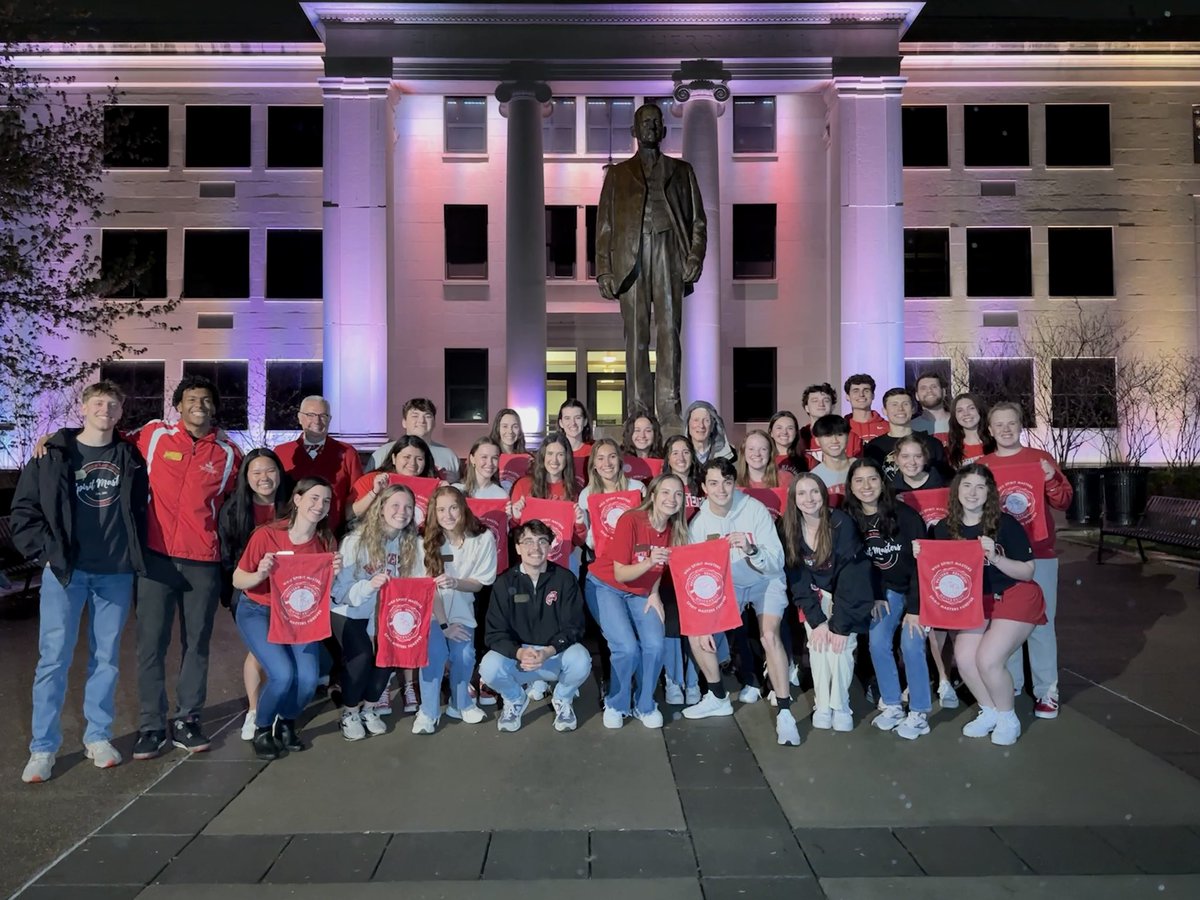 caboni's tweet photo. The midnight gathering at Cherry Hall to celebrate the newest class of Spirit Masters is one of my favorite traditions each year. These student ambassadors generously give their time and talents in service to @WKU. Congratulations to our newest Spirit Masters! https://t.co/pOvEH30Pb6