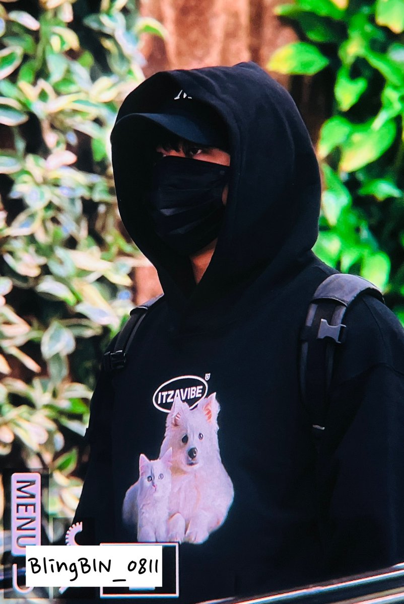 BlingBIN_0811's tweet photo. 2404011  #StrayKids #ChangBin #스트레이키즈 #창빈 https://t.co/yNPUuFFYRA