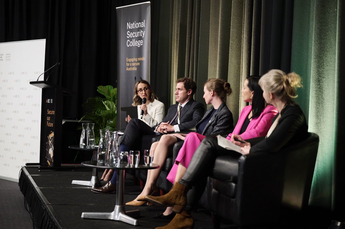 Tech is central to geopolitics. 

Tech advantage allows states to wield military, econ & political power. 

The advantage is ours to lose.

A privilege to discuss how 🇦🇺 can secure its tech future.

@dvanderkley @KMansted @_ZoeHawkins_ @oertel_janka 

@NSC_ANU #SecuringOurFuture