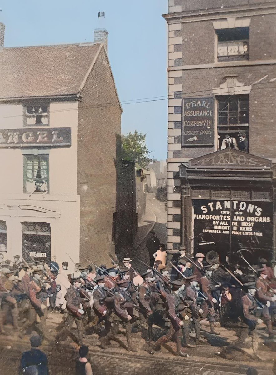WW1 Soldiers marching through Dudley at the outbreak of War... Once upon a time in the Black Country...