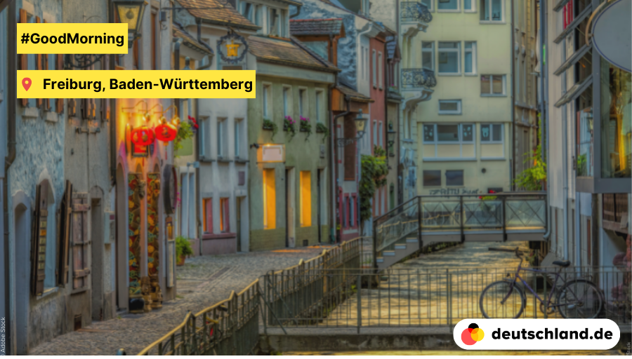 🌅 #GoodMorning from #Freiburg in Baden-Württemberg. 🏛️ 🌊 This picturesque quarter with narrow cobblestone alleys and the small babbling brook is known among the Freiburgs as 'Little Venice'. #PictureOfTheDay #Germany