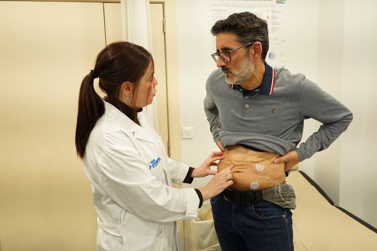 Un assaig clínic on participa #VallHebron ha mostrat els beneficis d'una nova teràpia subcutània per controlar els símptomes en pacients amb #Parkinson i, per tant, millorar la seva qualitat de vida. #DiaMundialParkinson Més info: vallhebron.social/cZ2B28