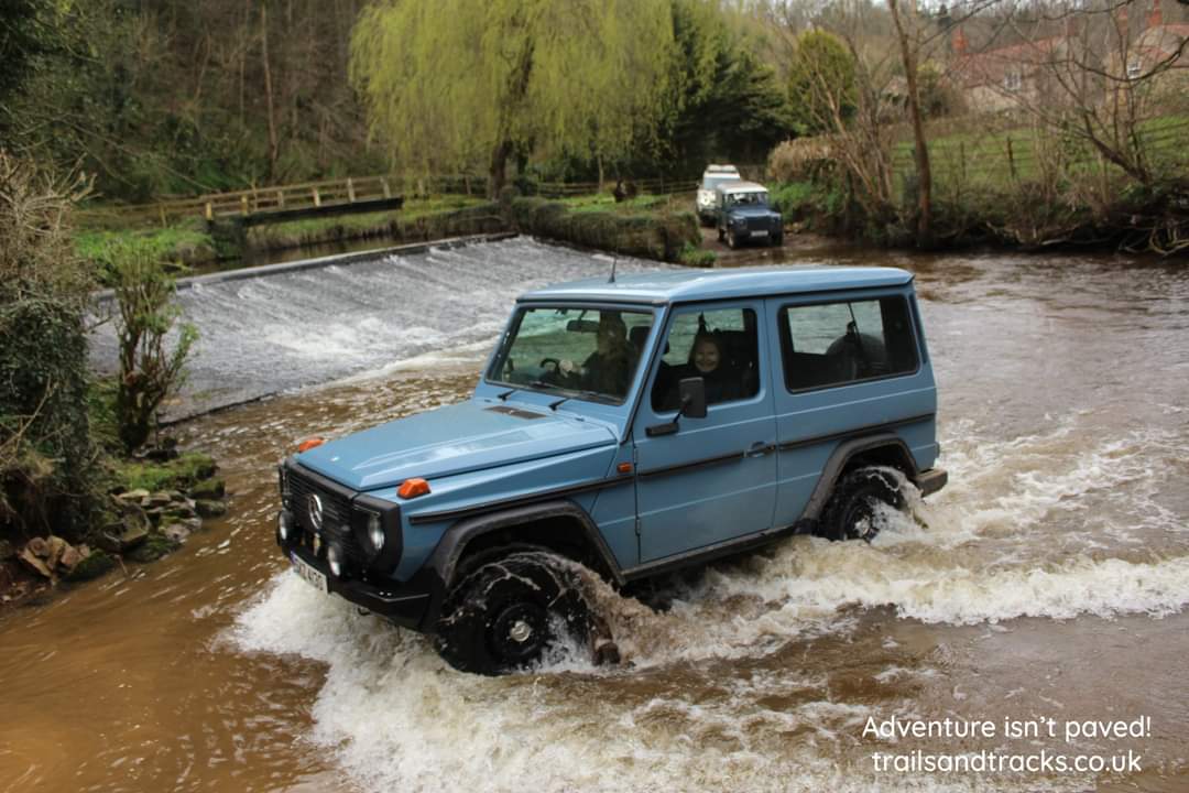 #POTD and another warm #TrailsandTracksFamily member welcome to Nick and Hilary who joined the 300tdi family members on a #GrandTour, only with #TrailsandTracks #4x4Adventures
#AdventureIsntPaved!
#4x4Tours and #4x4Treks 
#willyouexplorein 2024?