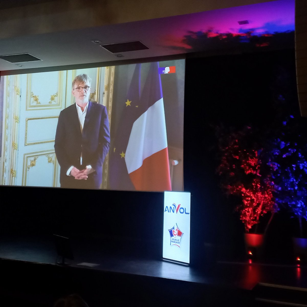 PatMaussion's tweet image. AG d'#ANVOL , être acteur du triple défi de la filière #volailles
Soutiens de @paysdelaloire pour:
- #vaccination influenza aviaire des canards reproducteurs, 
-#PCAE
- #interprofession
@CRAVI