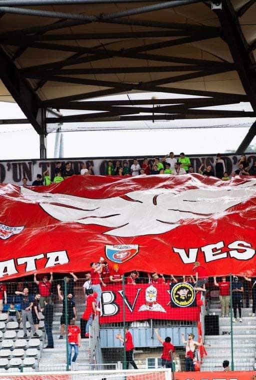 ⚽️Racing besancon - fleury 91 📢Brigata vesontio 120 ans du racing besancon 📆Samedi 6 avril 📸UMF