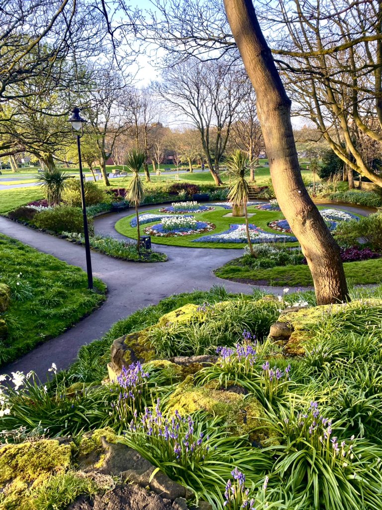 Good morning friends from my morning run in an actually dry & bright Lytham St Annes🏃‍♀️🥳👏🌼🌞 Have a great day everyone💛