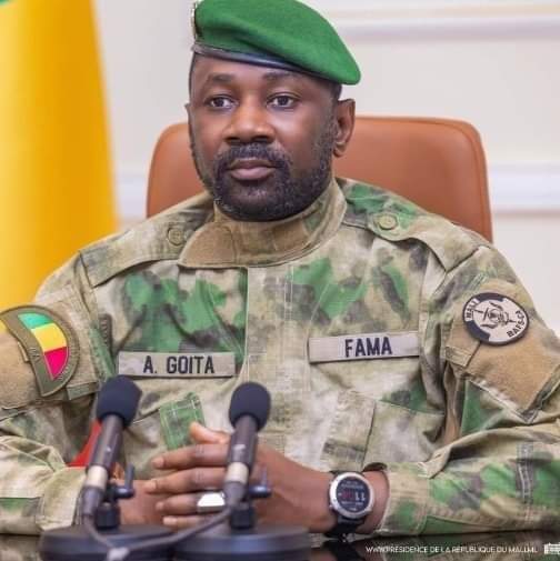 #AESinfo | #Mali 🇲🇱 Le Colonel Assimi Goïta met fin aux agitations politiques et restaure l'ordre public ! Le Colonel Assimi Goïta, chef de l'Etat malien, a pris un décret ce jour 10 Avril 2024 suspendant jusqu'à nouvel ordre les activités des partis politiques et des…