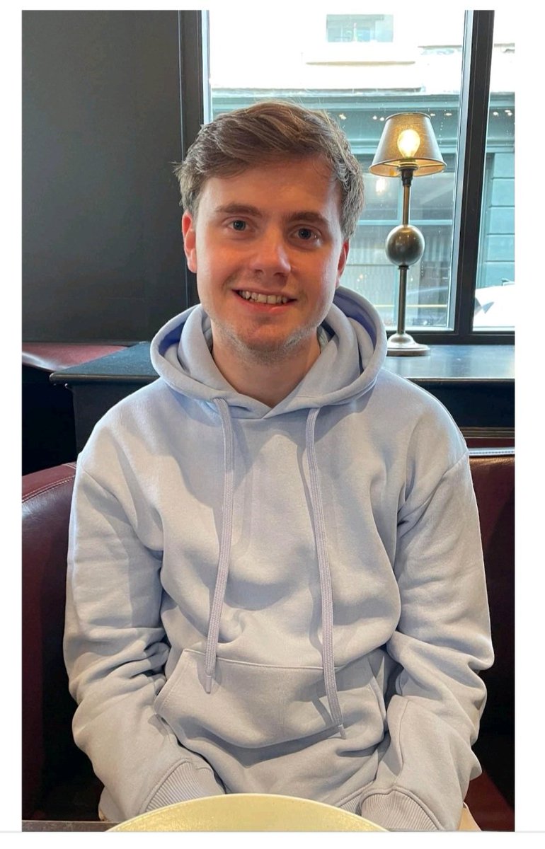 This is a 23rd old named Jack who has been missing since the early hours of March 2nd. Must be just Hell for his family. Last seen Hotwells area of Bristol at 3am. His phone was active until sunrise. If seen or any info dial 999 ref# 5224055172 #MissingPerson #Bristol #police