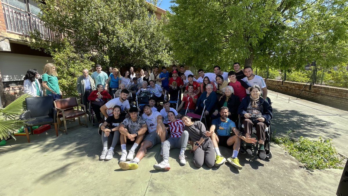 IES López-Neyra tweet media