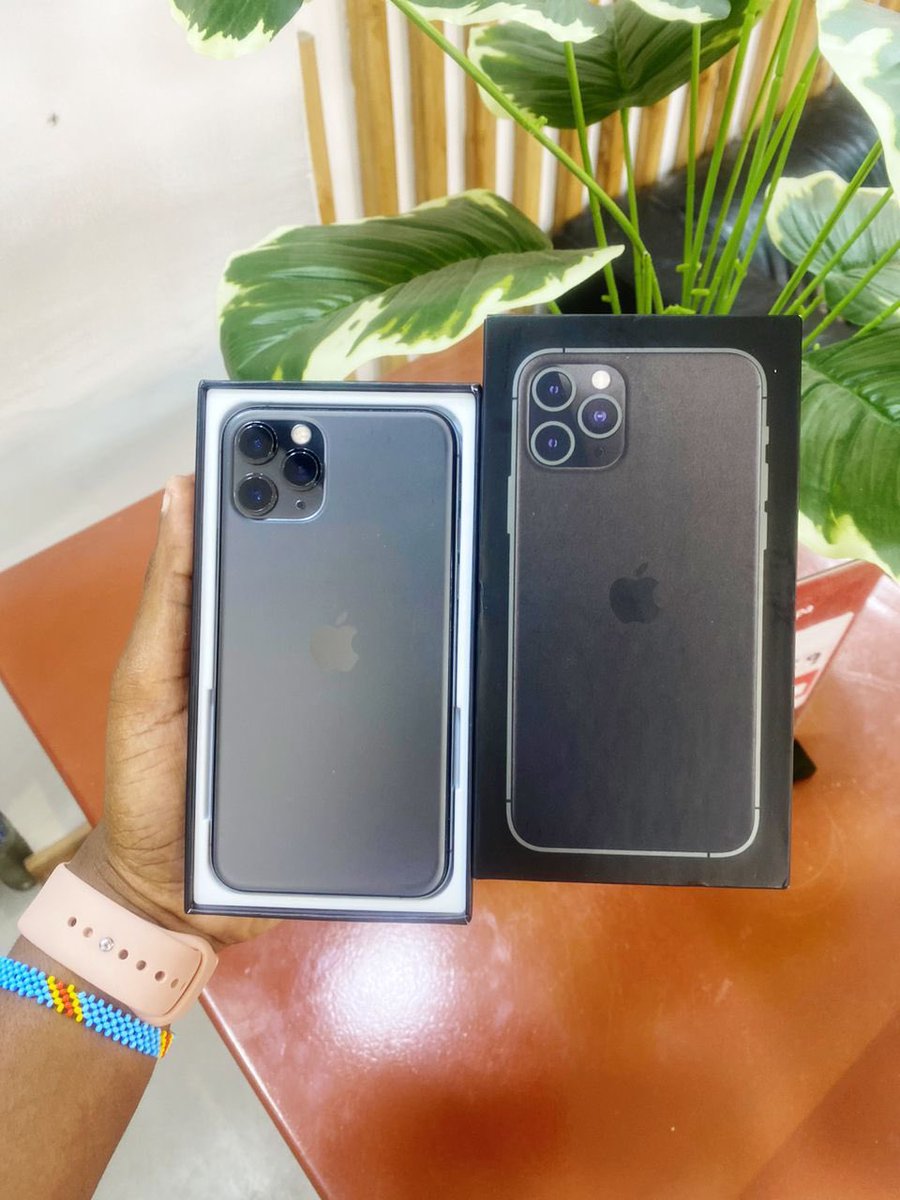 iphone 11pro 256gb ✅True tone ✅Face id BH:100% 💰800,000/= 0782503218