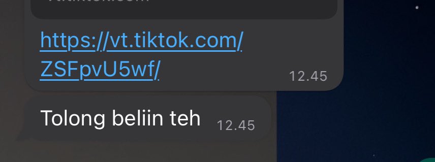 Kmrn2 w marahin c pap krn sll beli barang cod2 trs akhirnya ada kurir yg jail, dia gak pesen apa2 tbtb ada paket dtg, trs w bilang papa skr kl mau beli apa chat ak jd nnti ak yg co, trs tadi chat begini wkwkwkkwkwkwkwk akhirny blio nurut🙏🏼🙏🏼🙏🏼🙏🏼