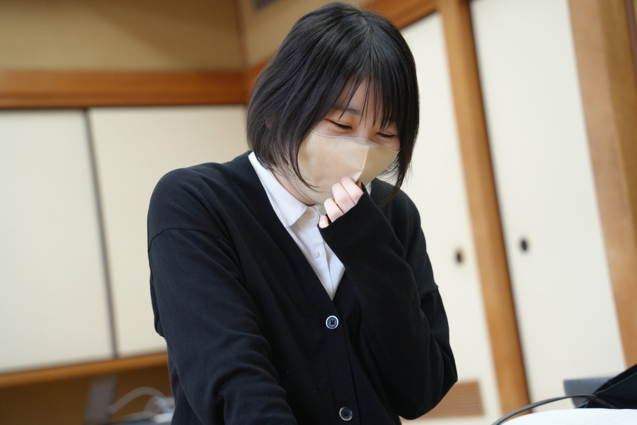 今井絢  / X