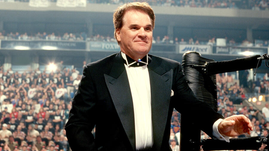 Happy Birthday to 2004 WWE Hall of Famer, Pete Rose. #WWEHOF

📸 WWE