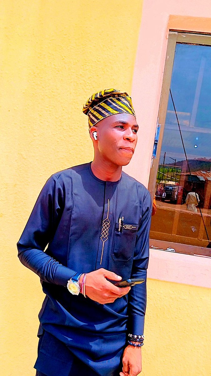 shareefit2's tweet image. Eid Mubarak  to all my friends around the world 🕌🕋💯🌹🙏