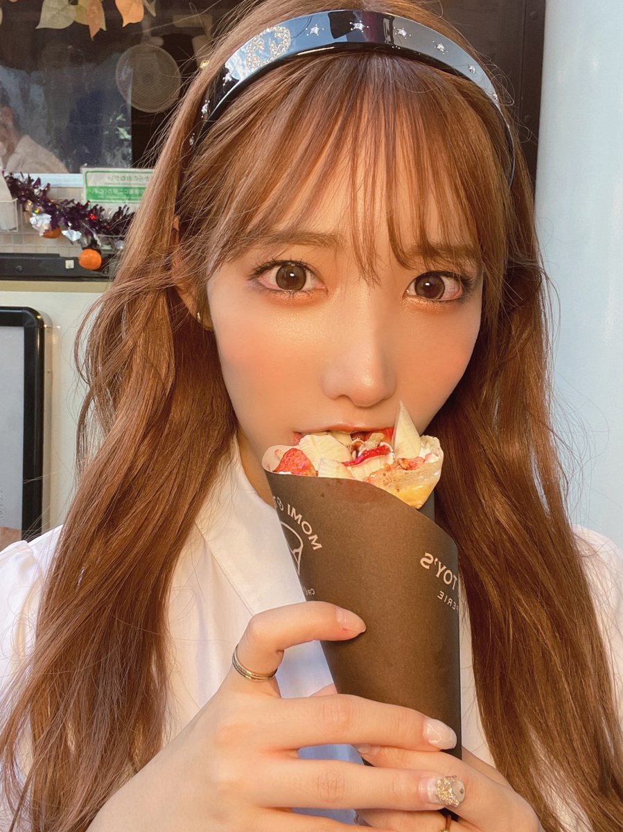 小宵虎南全部作品下载链接
idol56.com/xiaoxiaohunan.…
小宵虎南(小宵こなん)2021年5月出道，艺名起的可谓非常阳刚，不过她确实很凶悍，一对H罩杯的胸部绝对能让各位感受到她的魅力和胸悍，并且她的脸蛋还十分精致完美，看起来非常养眼。目前番号作品还不是很多，但确实非常吸引人 #小宵虎南 #小宵こなん